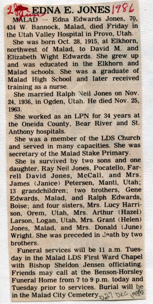 Jones Edna Edwards (30 May 1986 A)